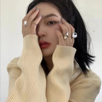 百劫红颜不了情